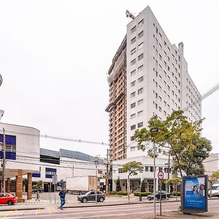 Predio Fantastico No Bairro Mais Requisitado De Curitiba Extérieur photo